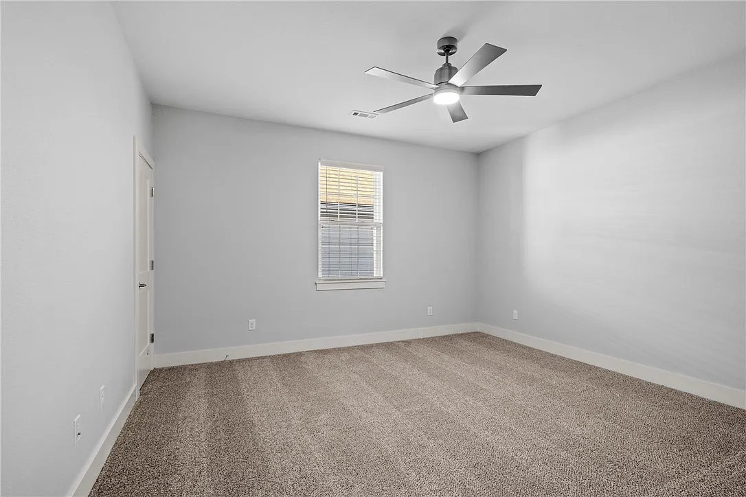 4376 W Bronco Dr, Fayetteville, AR 72704