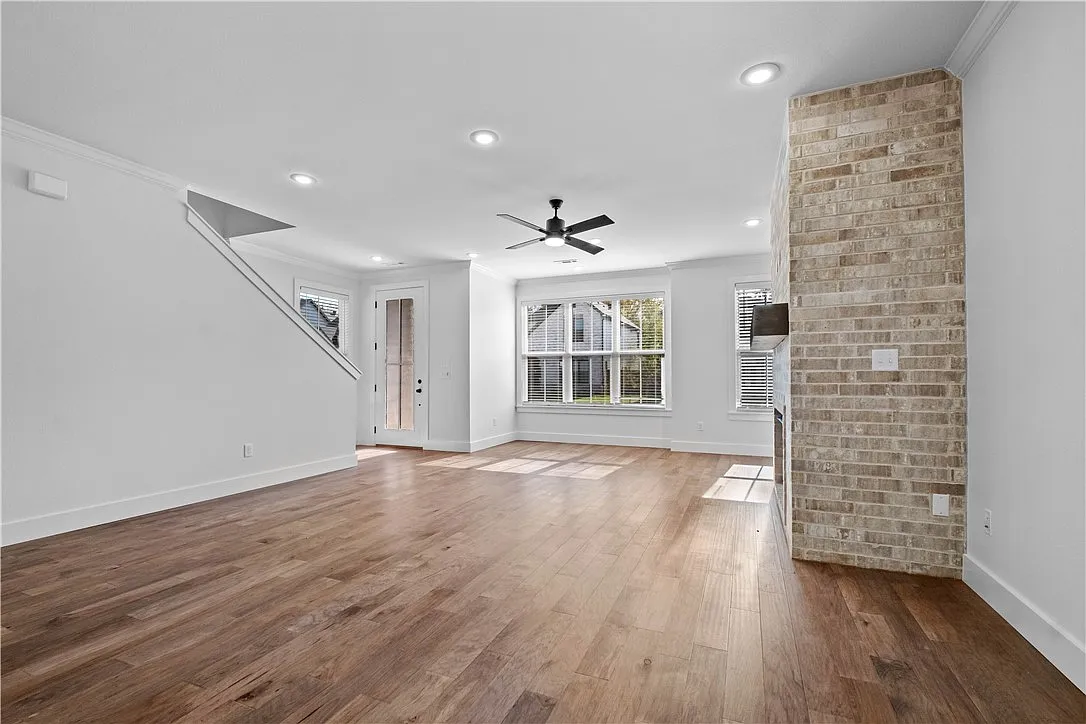 4436 W Bronco Dr, Fayetteville, AR 72704