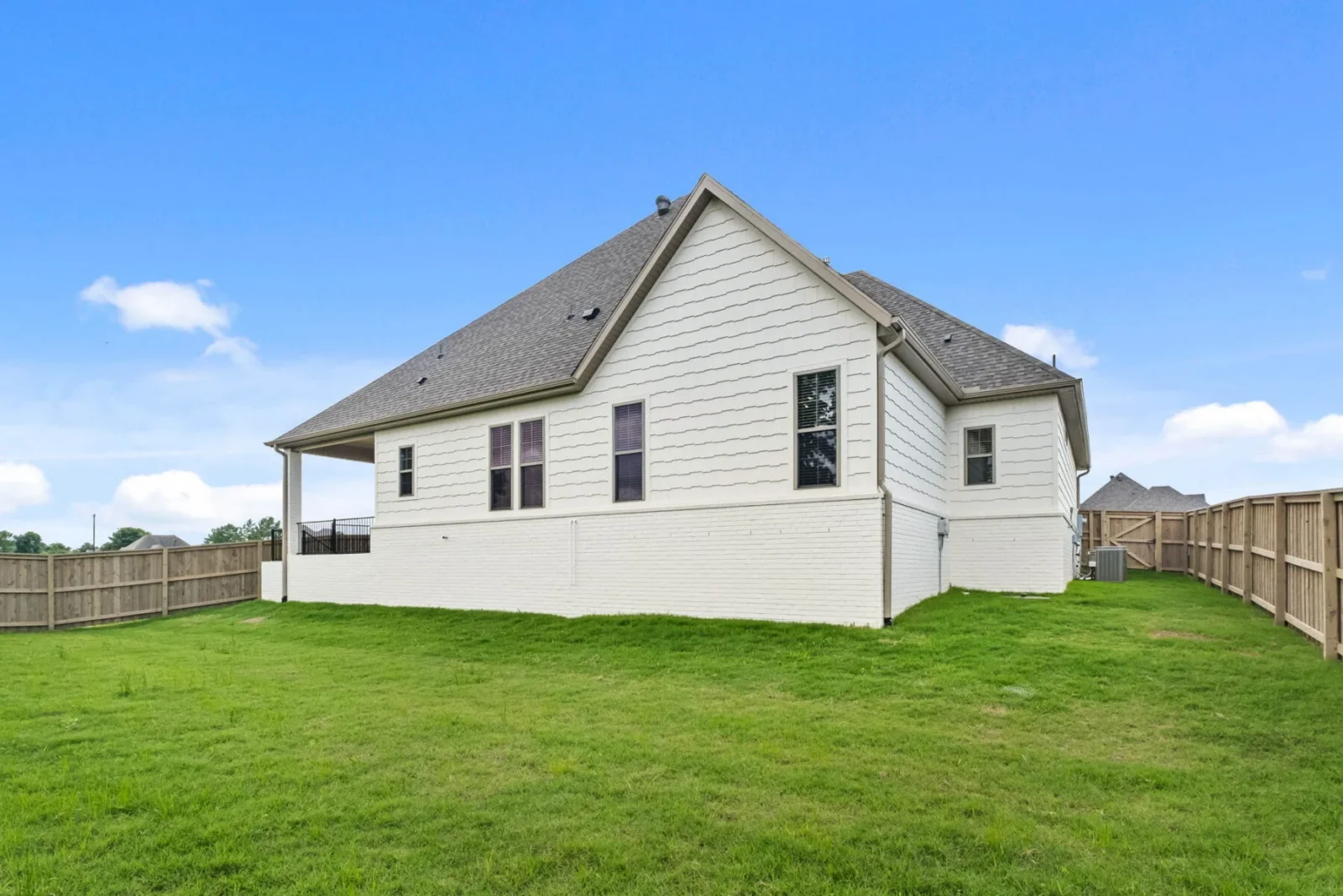 3089 Waypoint St, Springdale, AR 72762