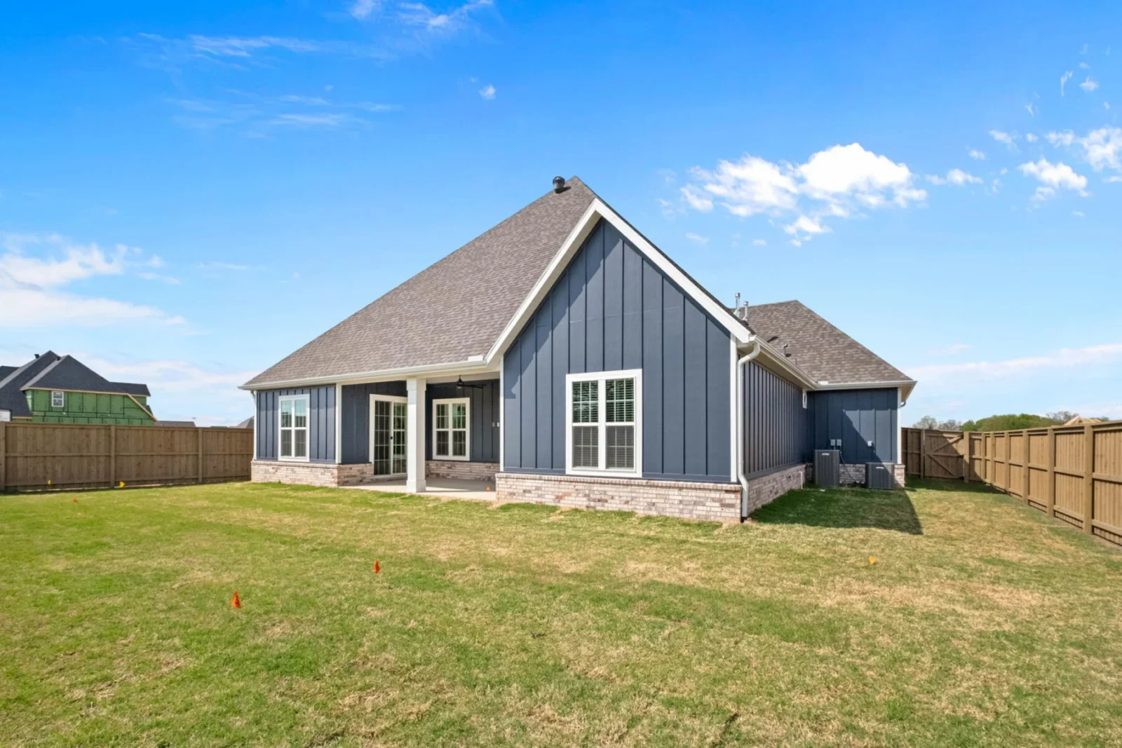 6485 Courtland Ave, Springdale, AR 72762