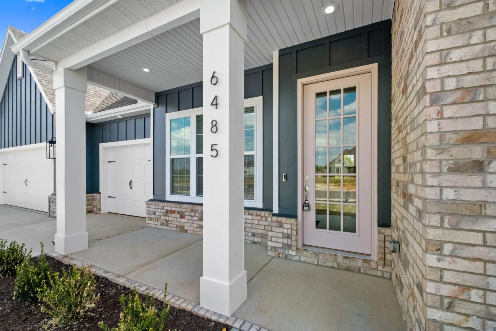 6485 Courtland Ave, Springdale, AR 72762