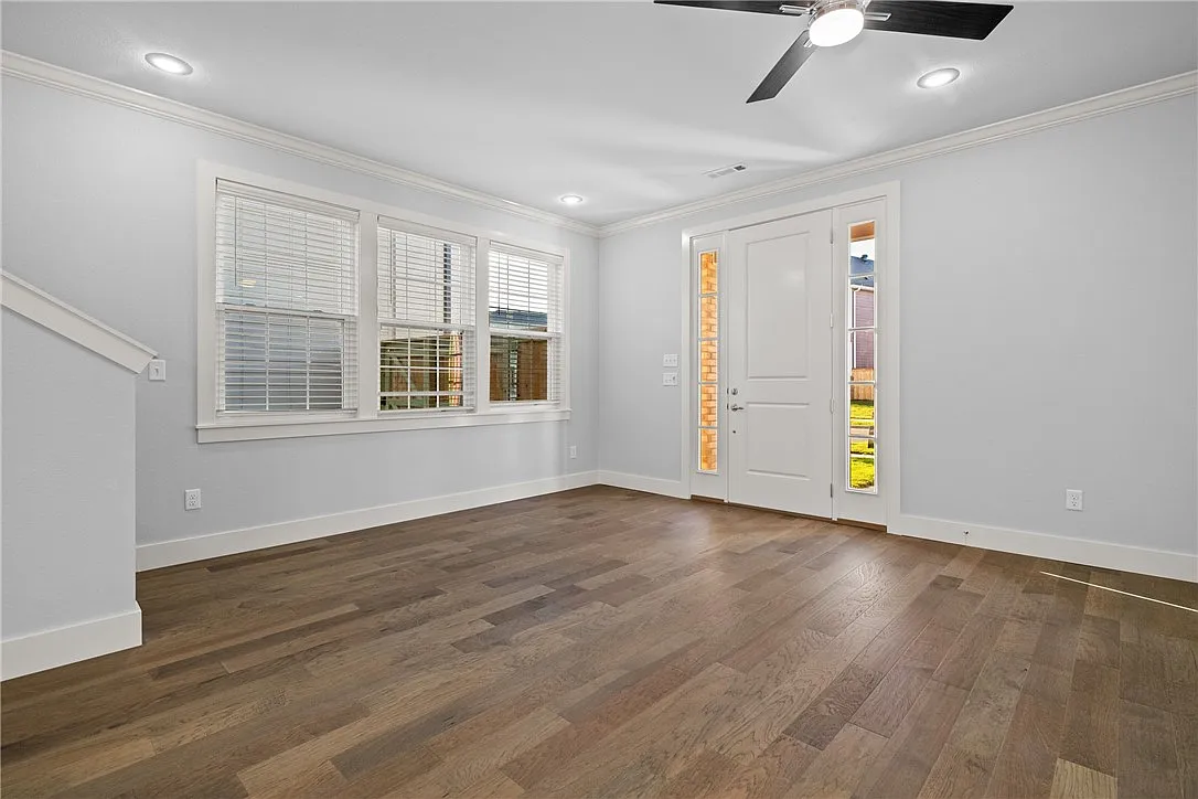 4376 W Bronco Dr, Fayetteville, AR 72704