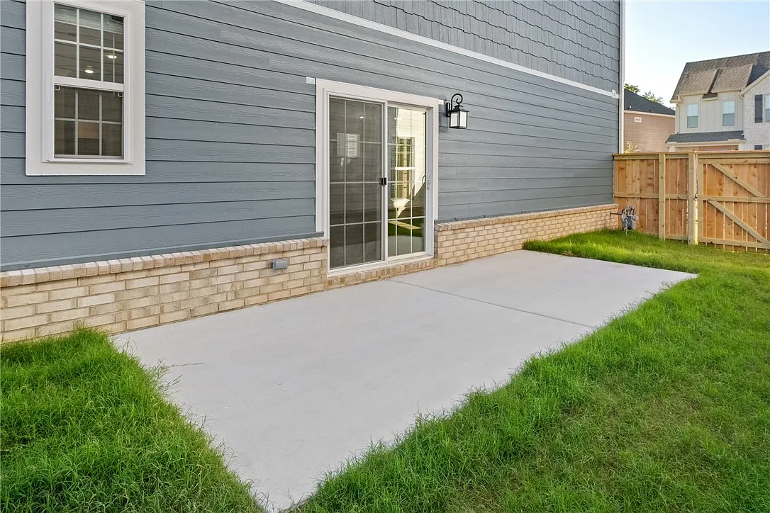 4376 W Bronco Dr, Fayetteville, AR 72704