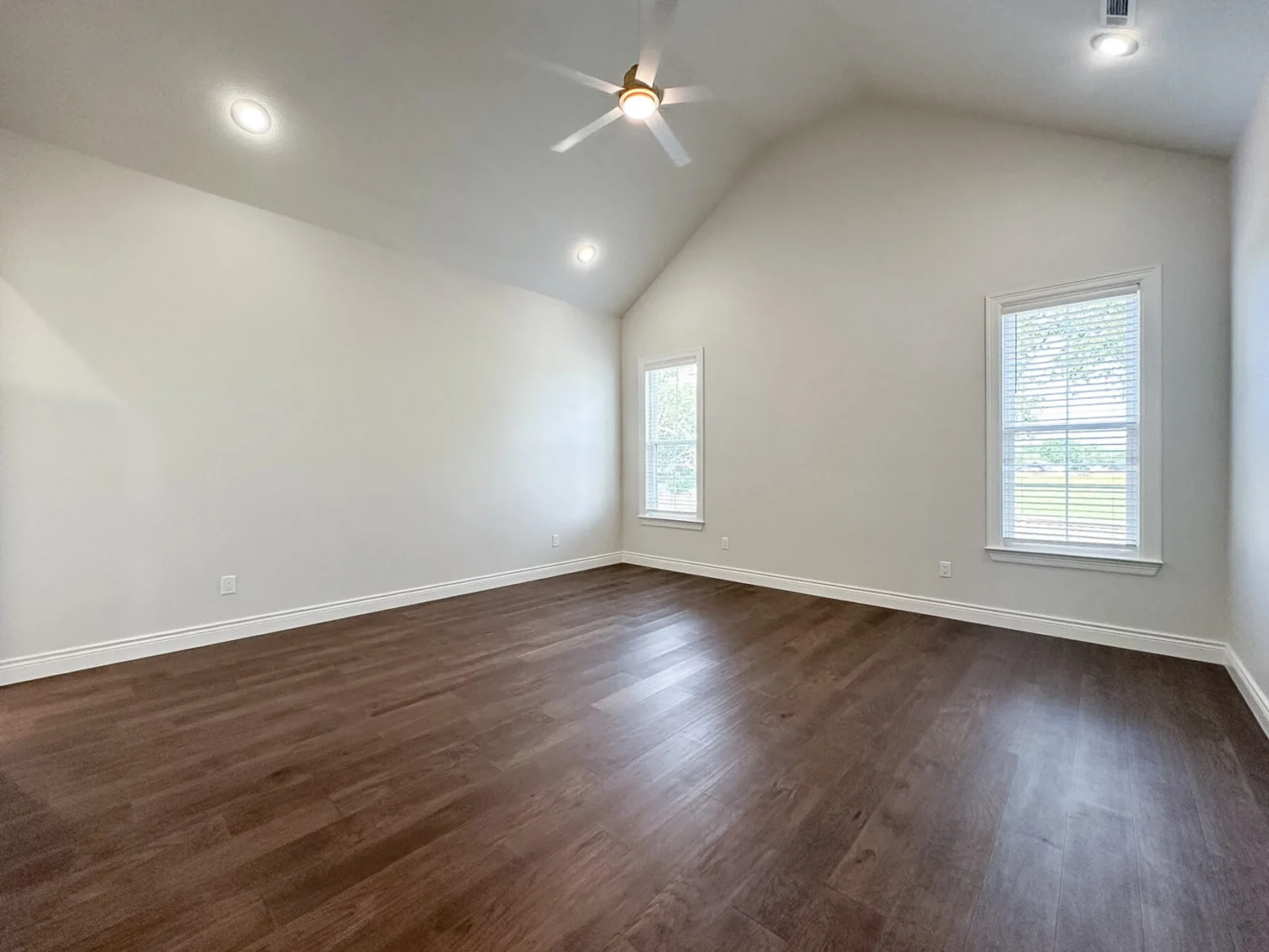 3089 Waypoint St, Springdale, AR 72762