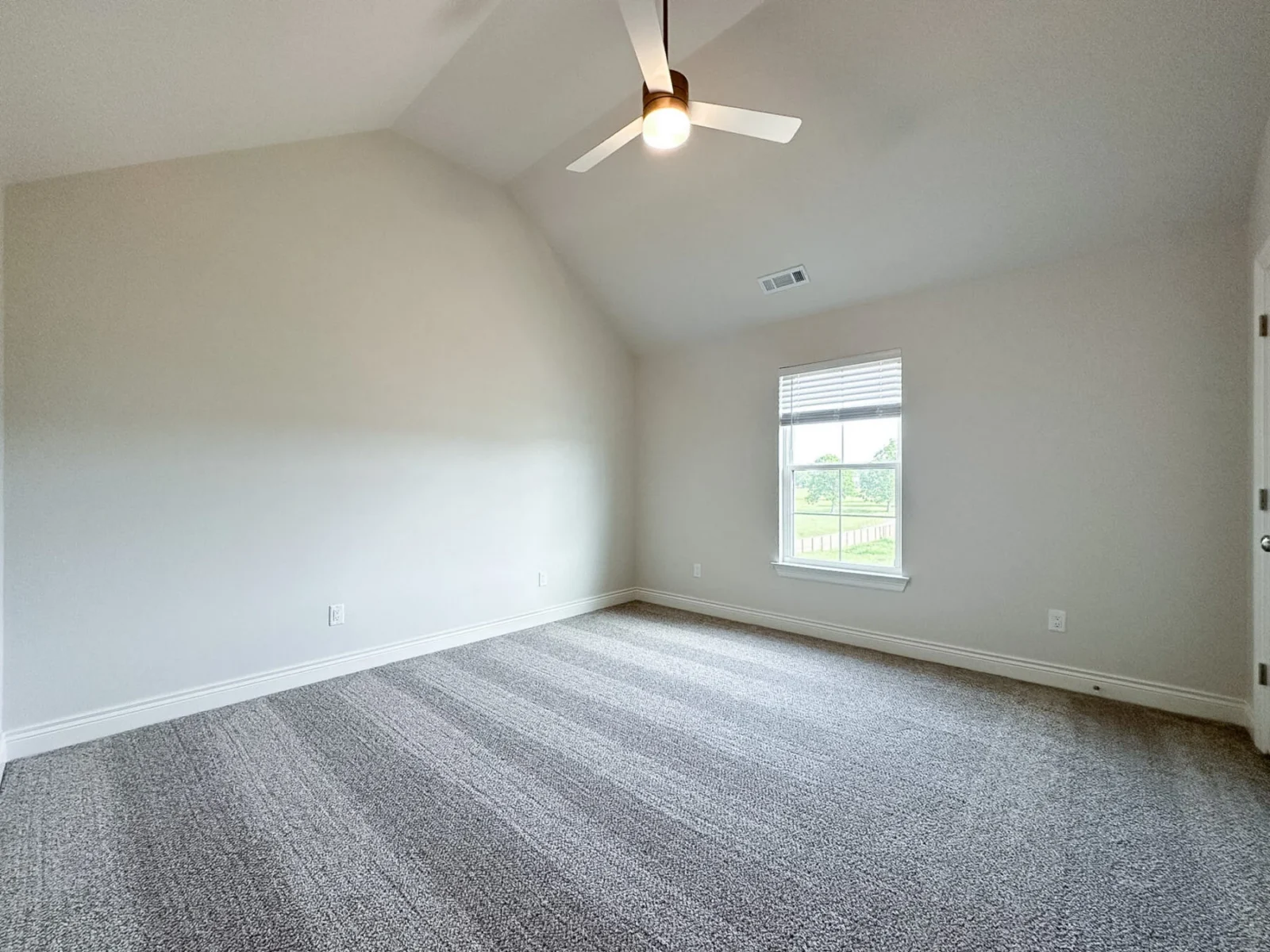 3089 Waypoint St, Springdale, AR 72762