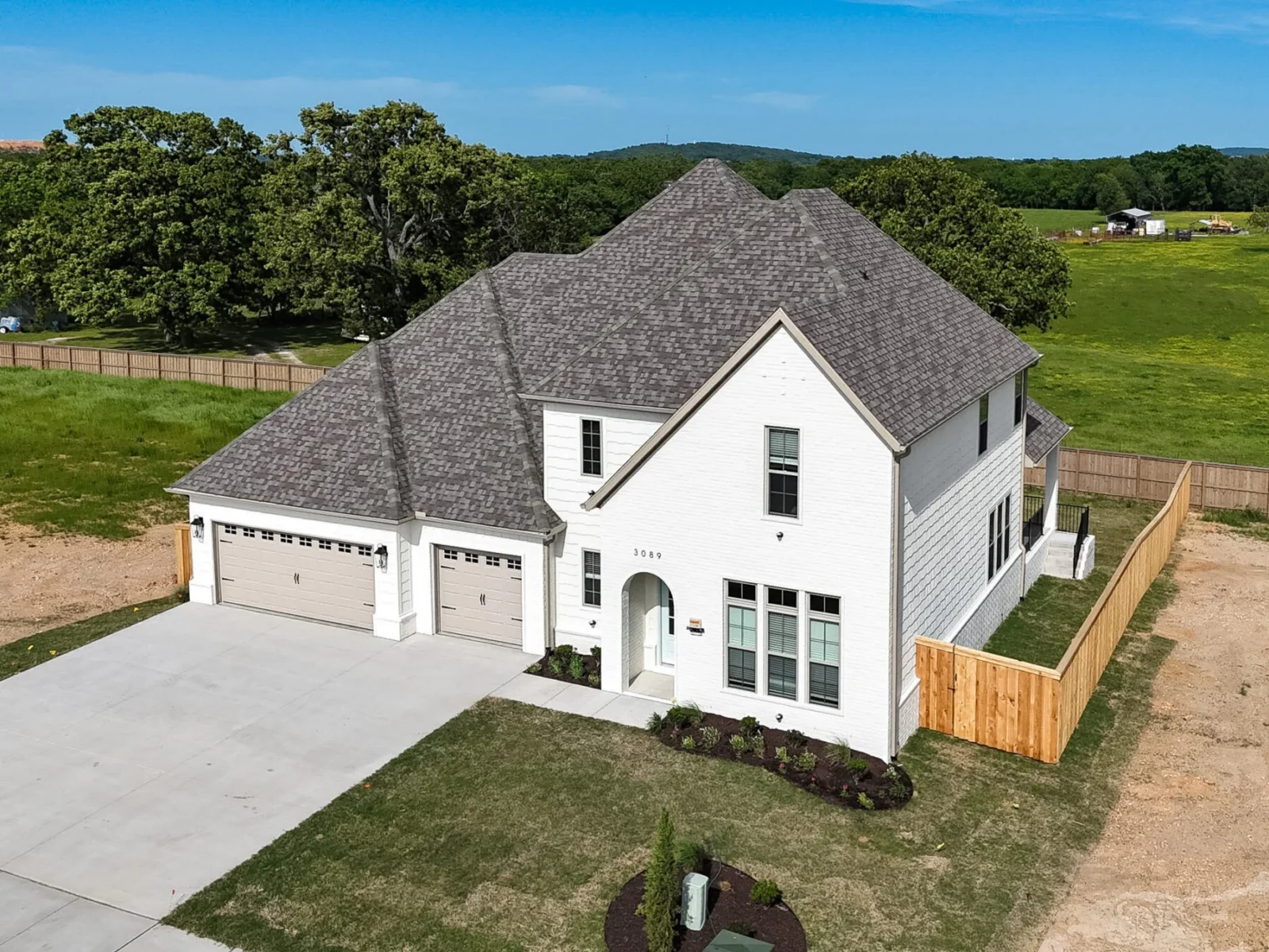 3089 Waypoint St, Springdale, AR 72762