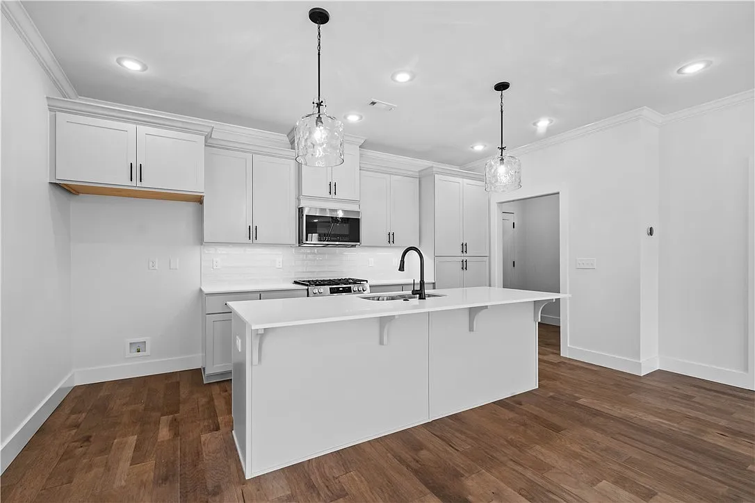 4436 W Bronco Dr, Fayetteville, AR 72704