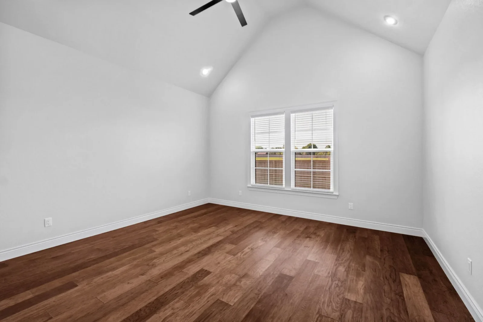 6489 County Ave, Springdale, AR 72762
