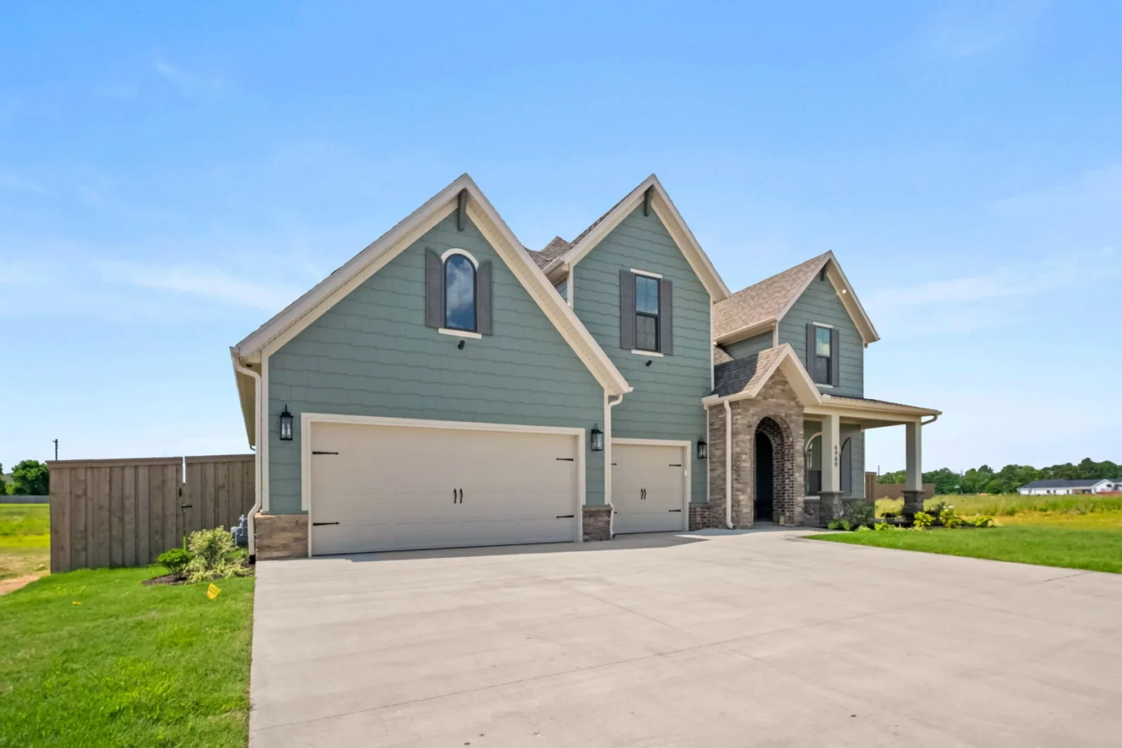 6489 County Ave, Springdale, AR 72762