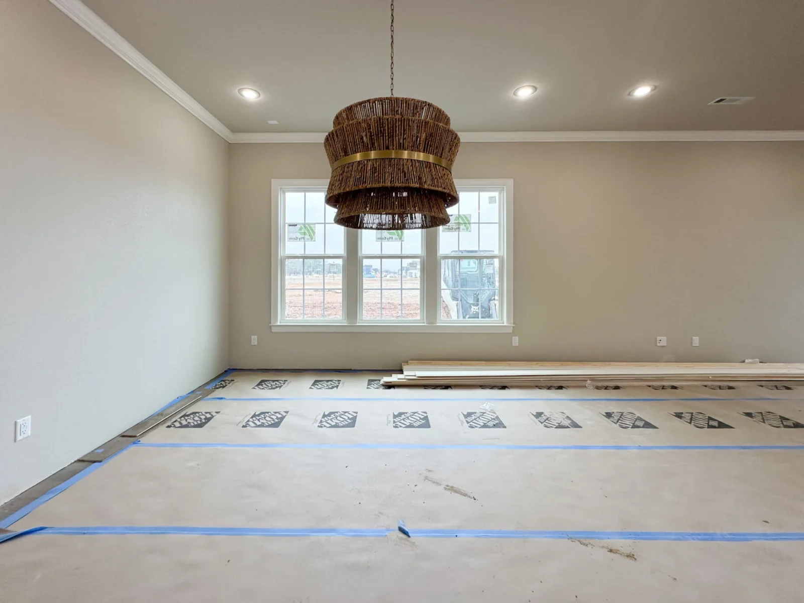 6534 Courtland Ave, Springdale, AR 72762