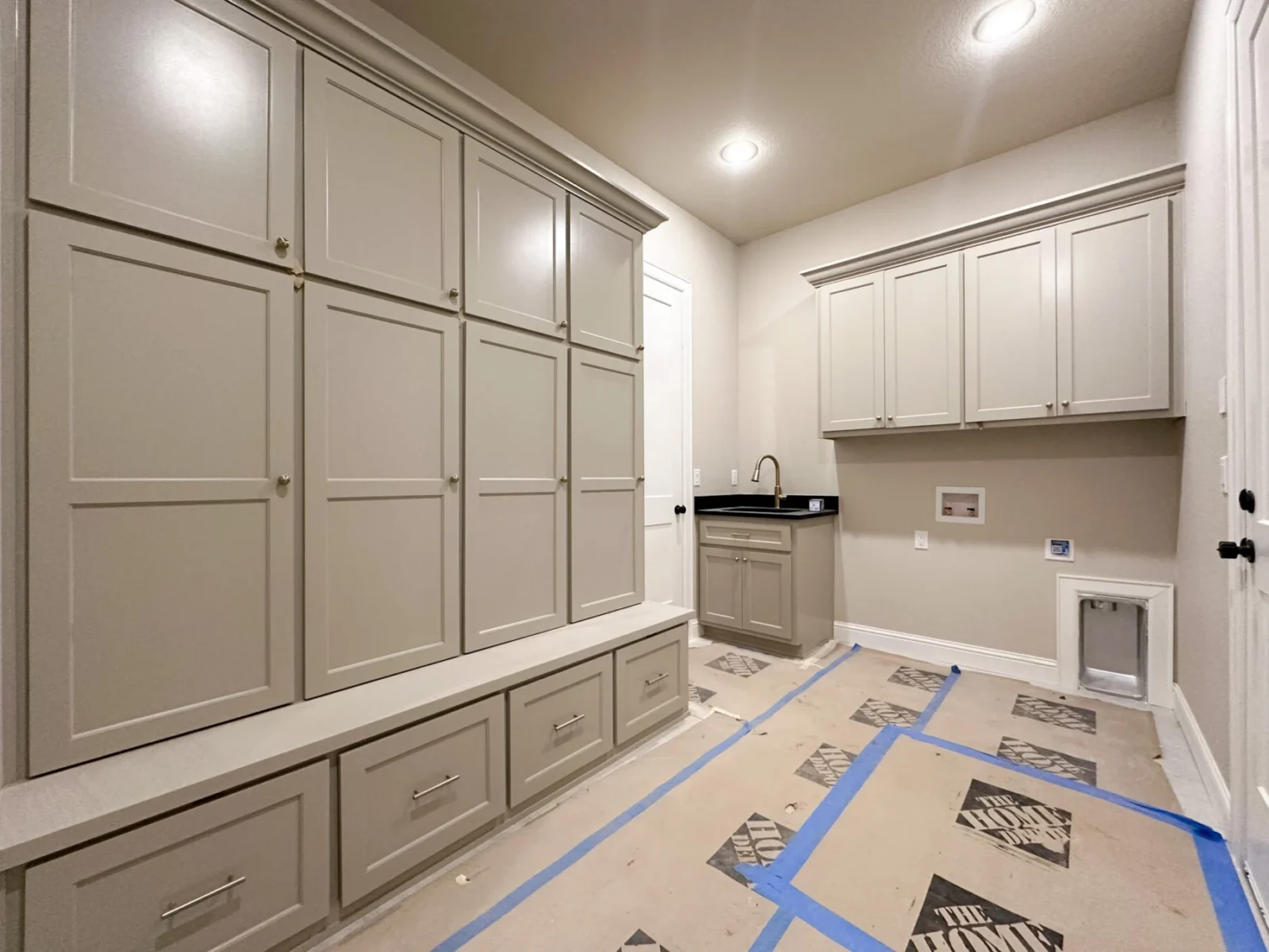 6534 Courtland Ave, Springdale, AR 72762