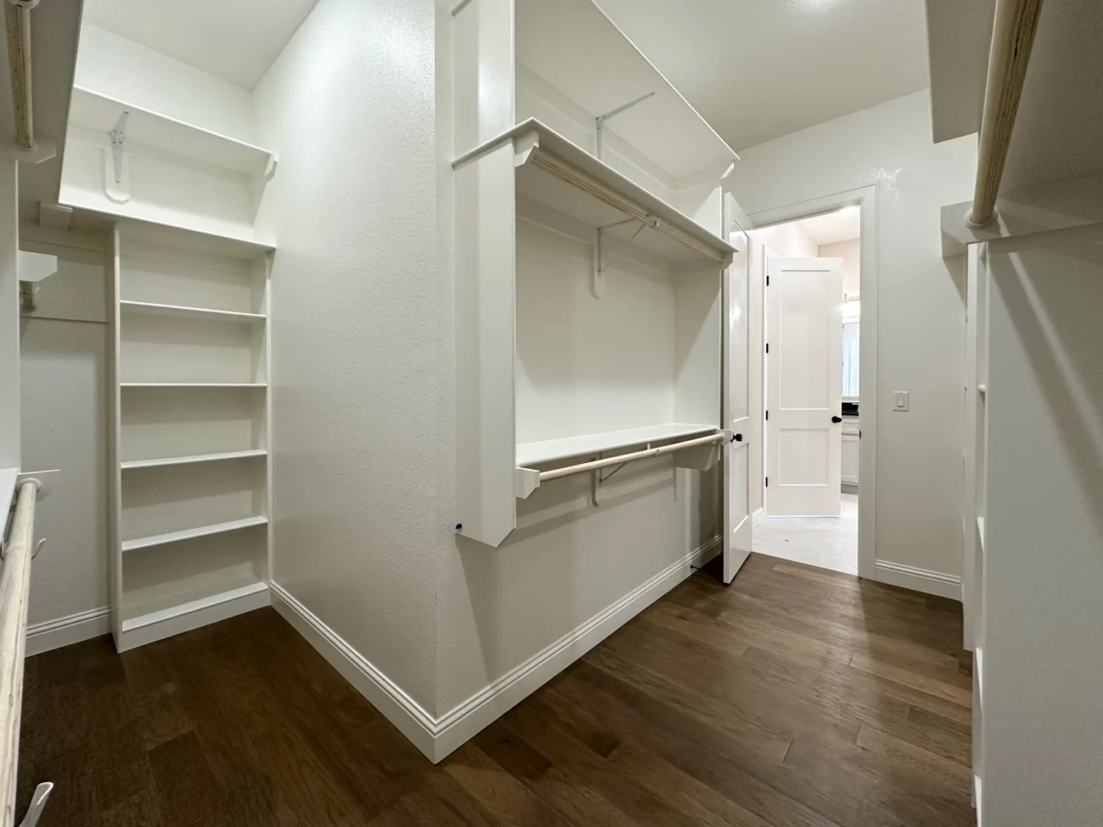 6534 Courtland Ave, Springdale, AR 72762