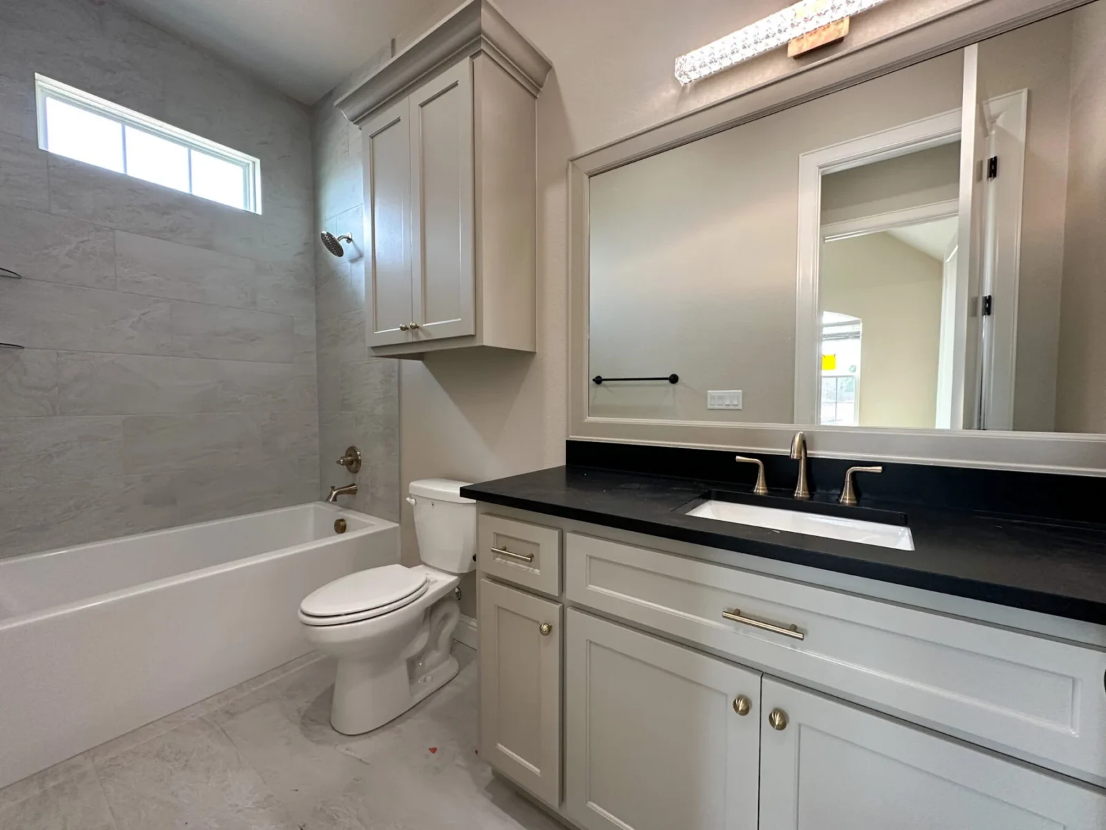 6534 Courtland Ave, Springdale, AR 72762