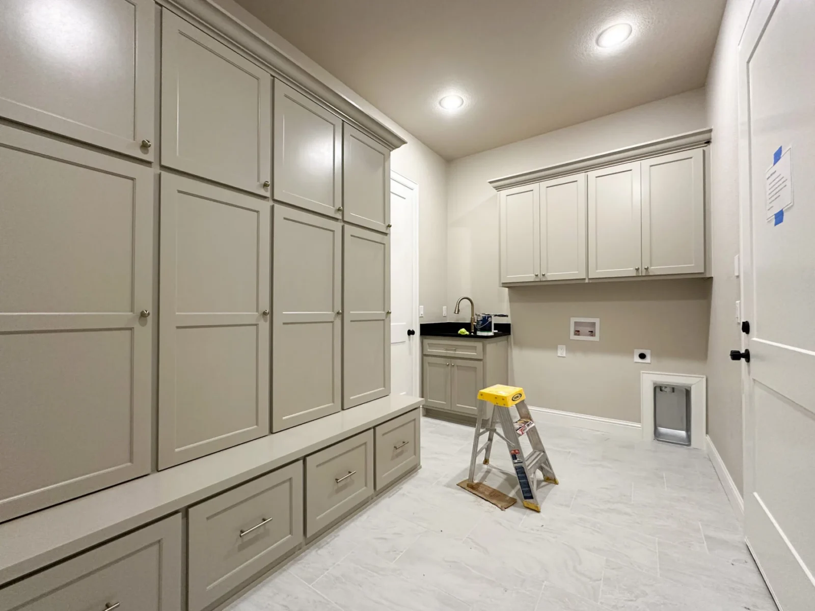 6534 Courtland Ave, Springdale, AR 72762