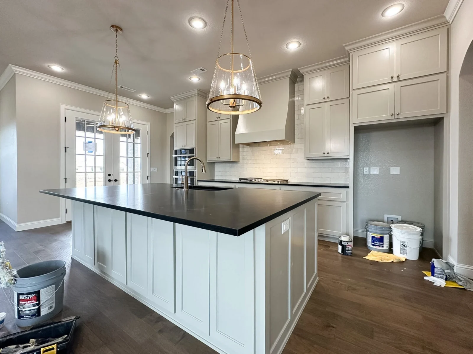 6534 Courtland Ave, Springdale, AR 72762