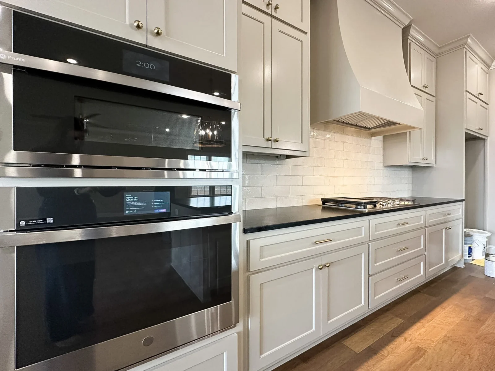 6534 Courtland Ave, Springdale, AR 72762