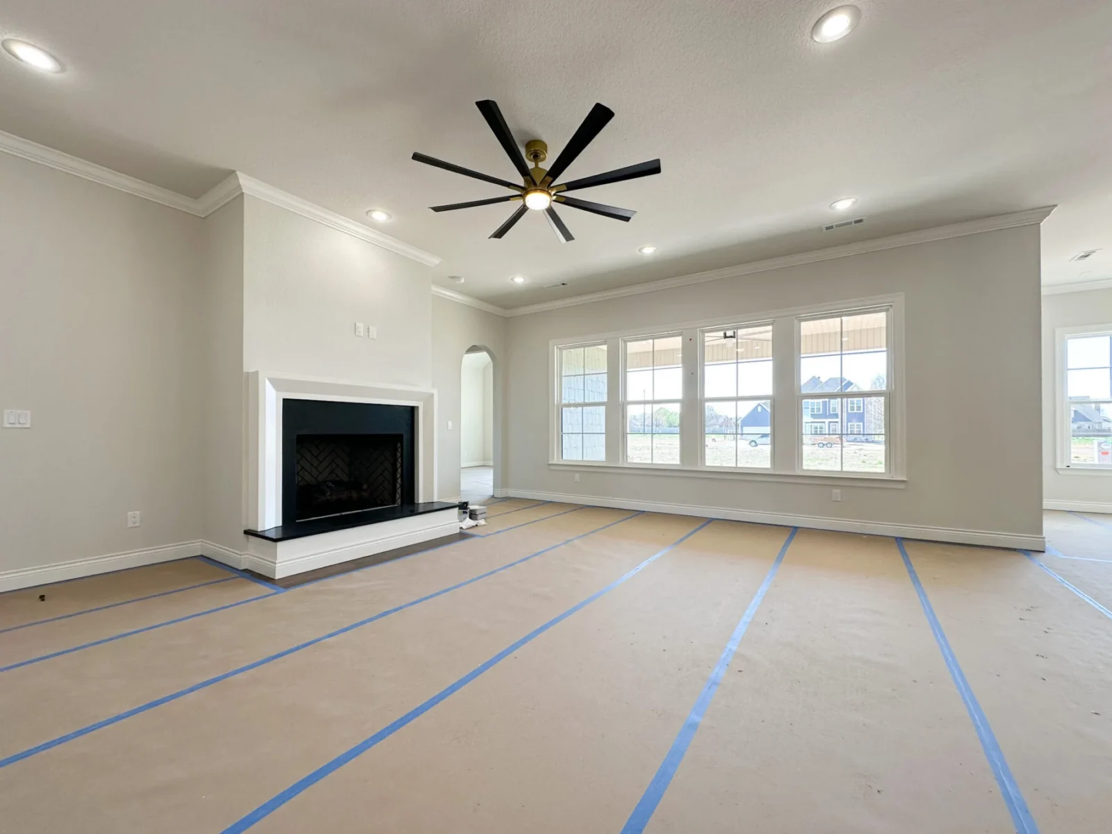 6489 County Ave, Springdale, AR 72762