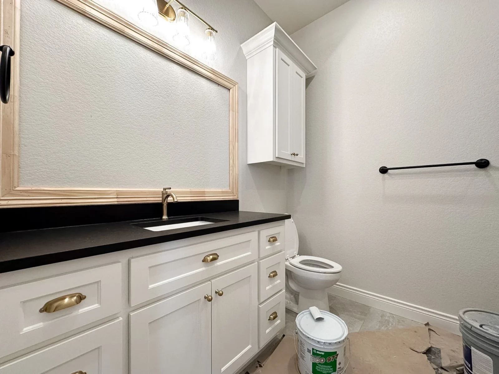 6489 County Ave, Springdale, AR 72762