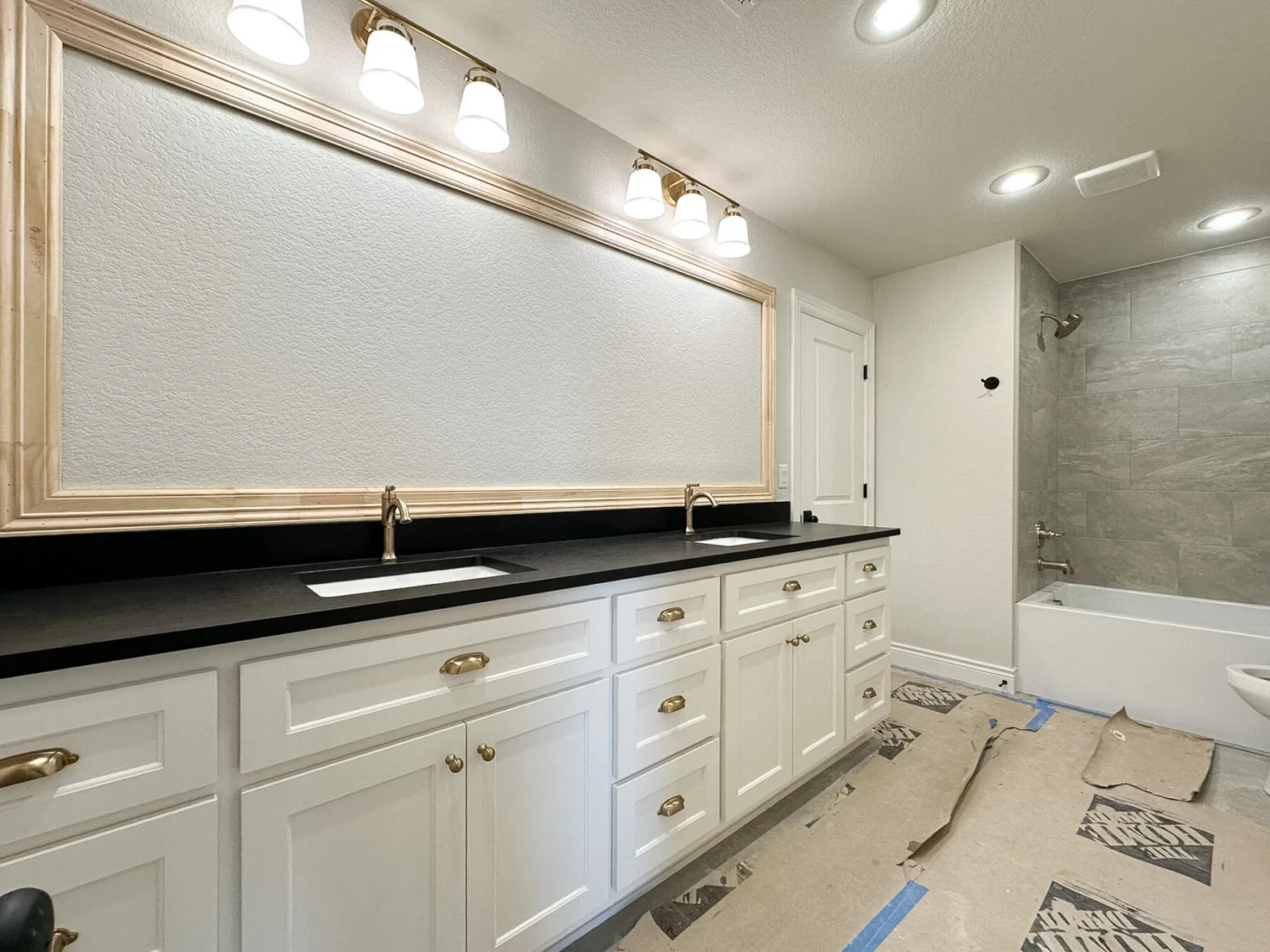 6489 County Ave, Springdale, AR 72762