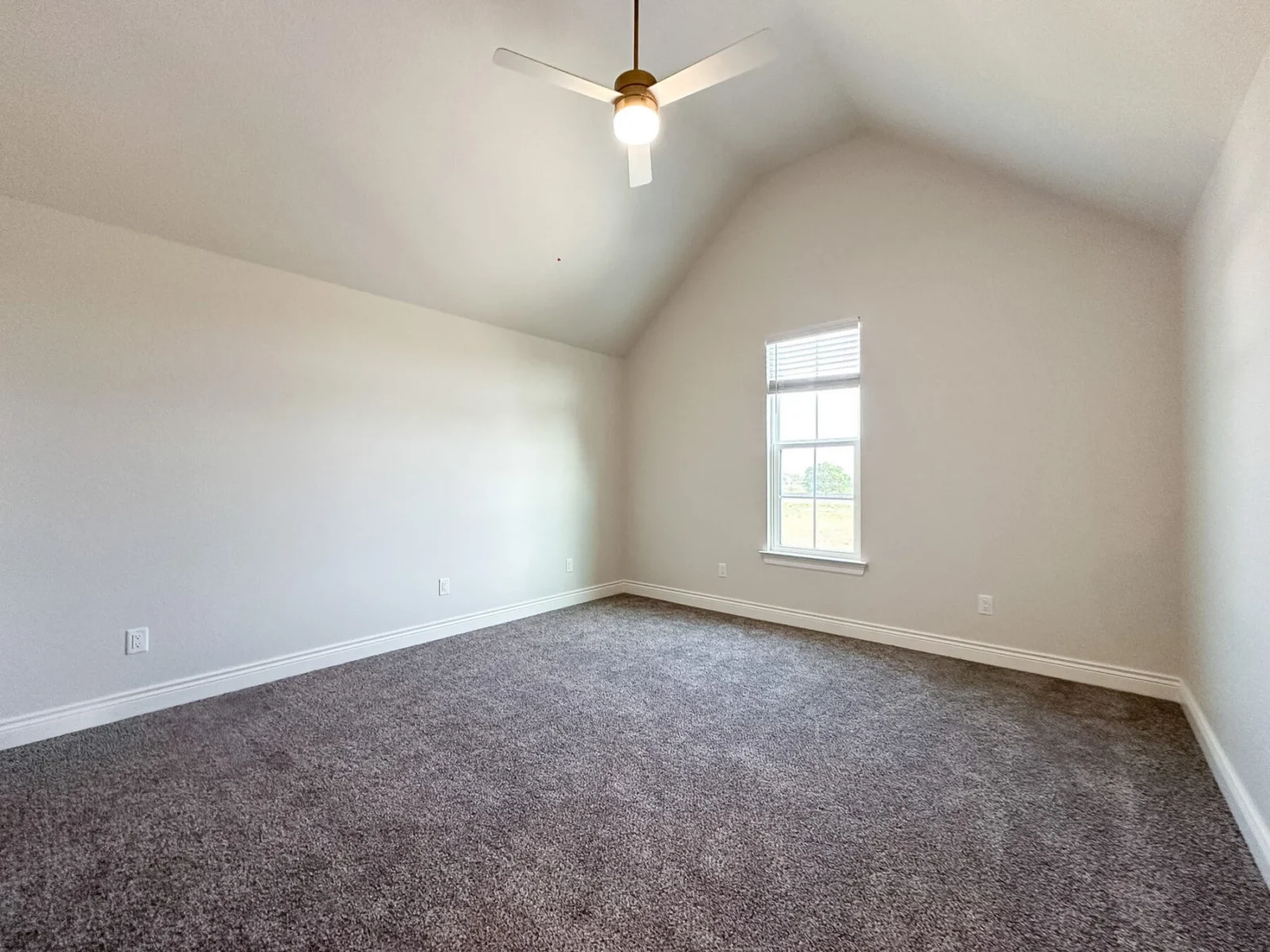 6489 County Ave, Springdale, AR 72762