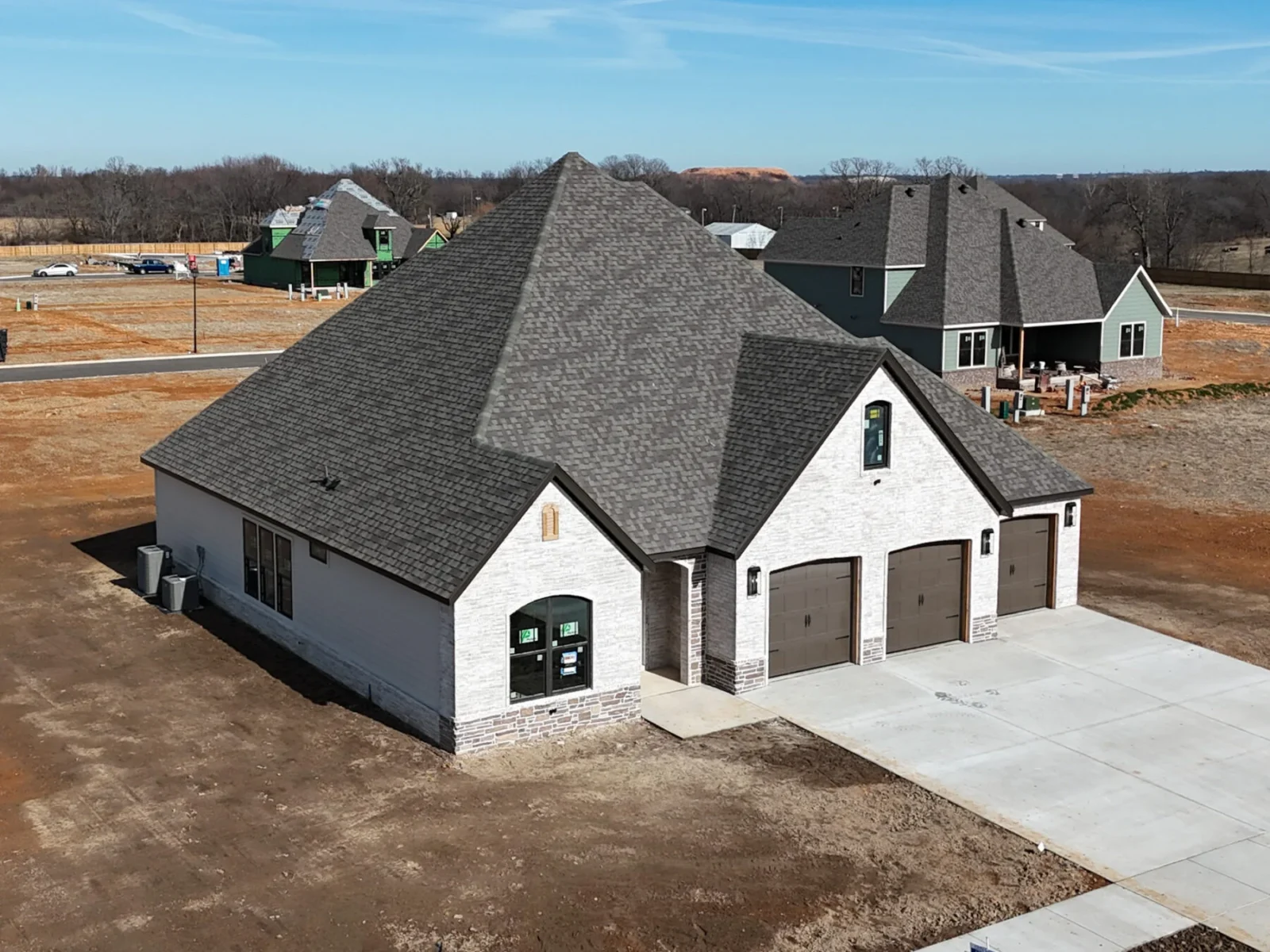 6534 Courtland Ave, Springdale, AR 72762