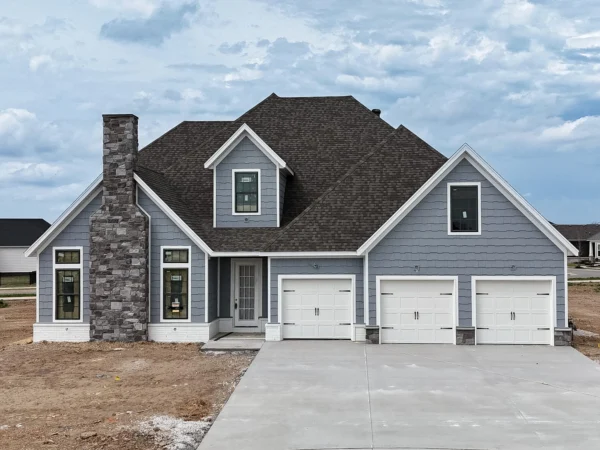 3122 Courtyard St, Springdale, AR 72762