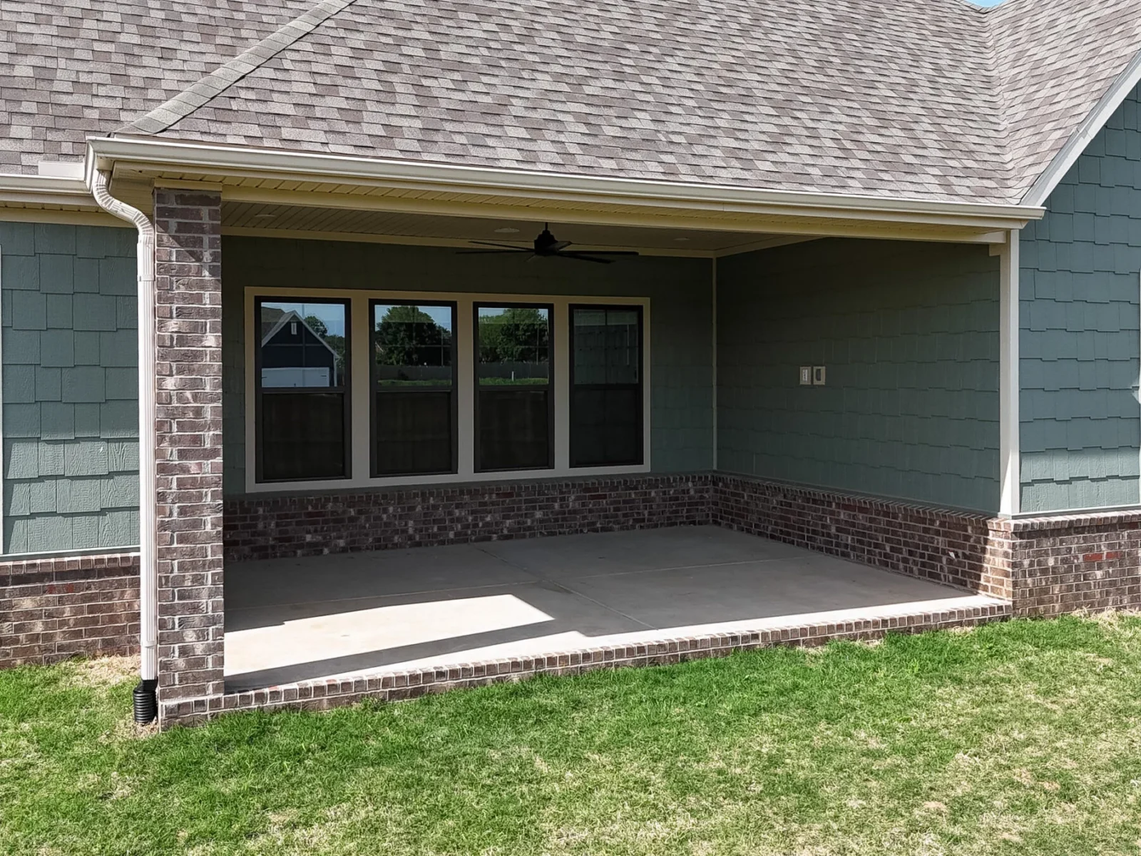 6489 County Ave, Springdale, AR 72762