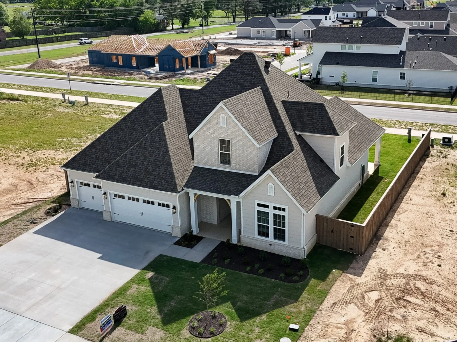 3000 Courtyard St, Springdale, AR 72762