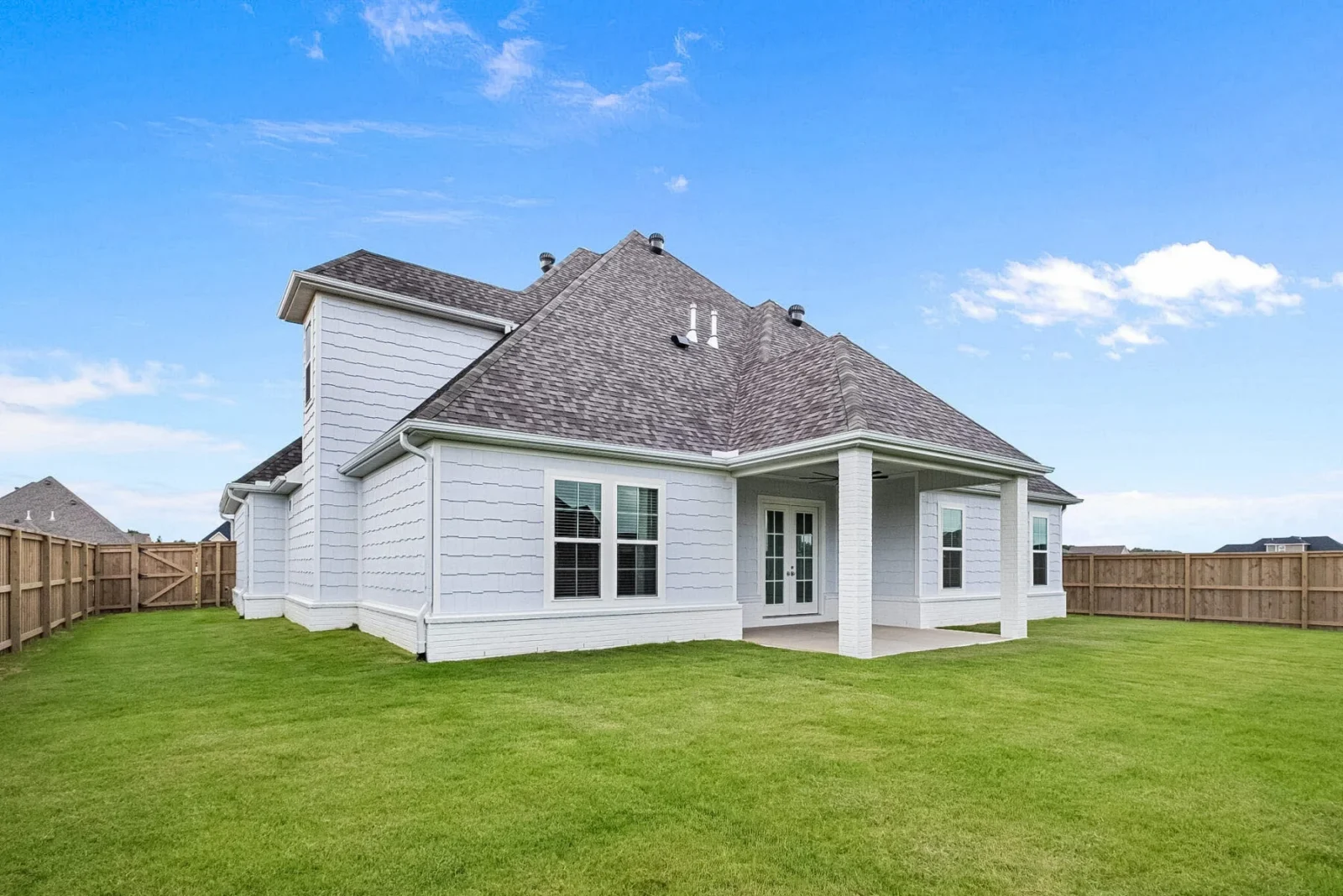6560 County Ave, Springdale, AR 72762