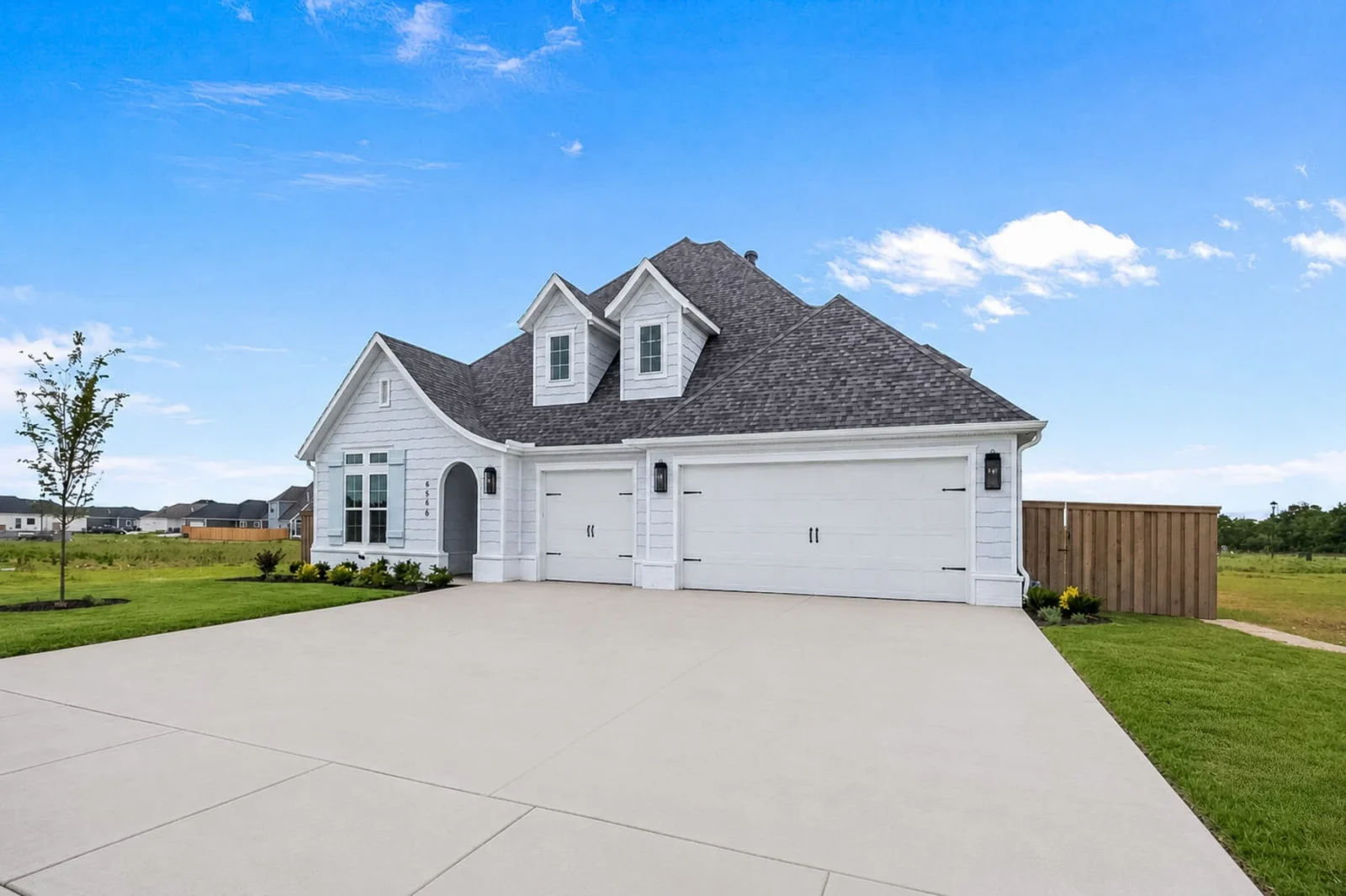 6560 County Ave, Springdale, AR 72762