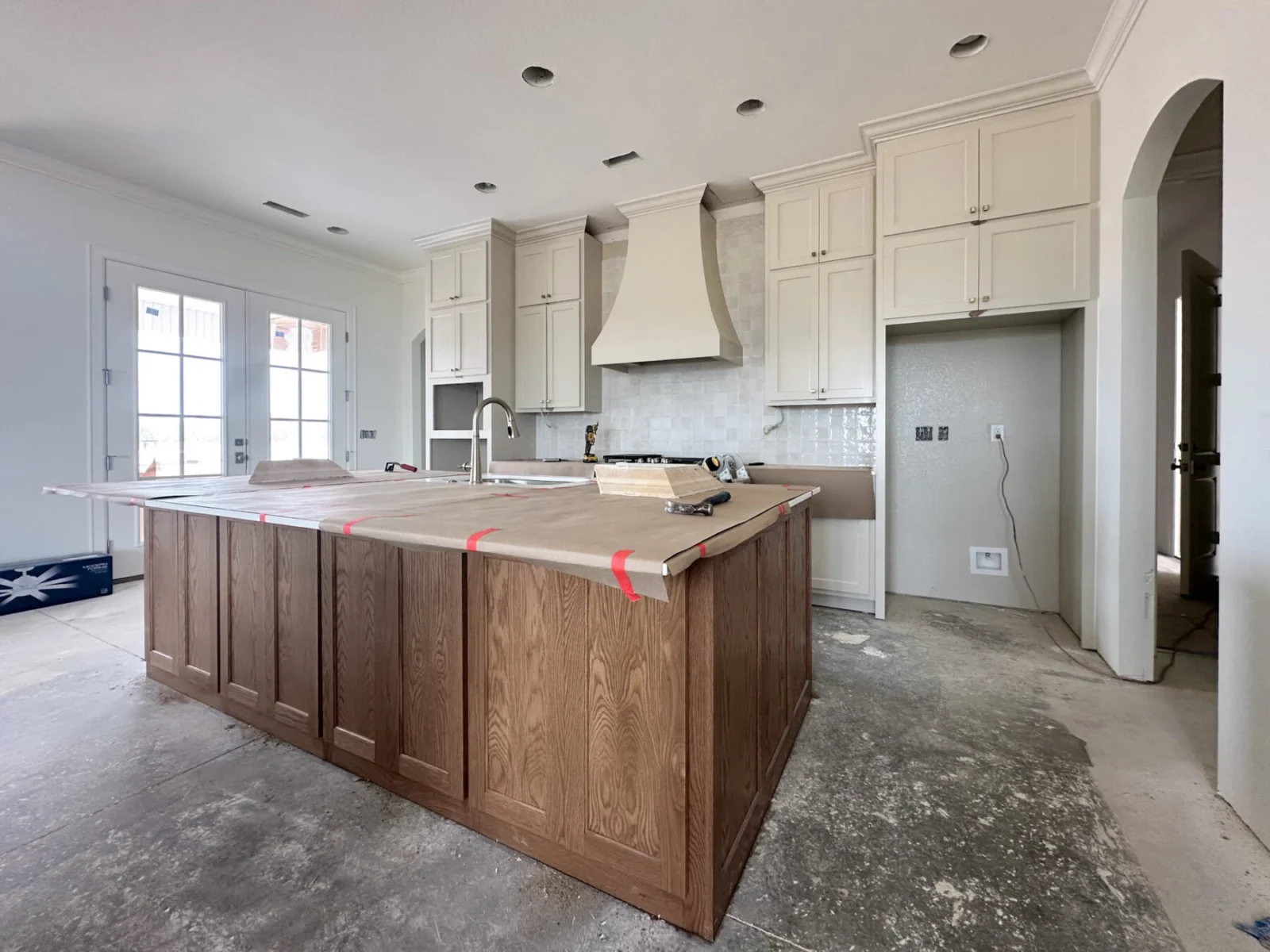 6590 County Ave, Springdale, AR 72762