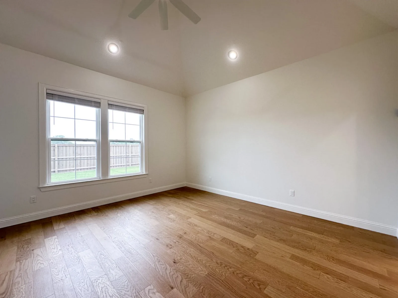 6560 County Ave, Springdale, AR 72762