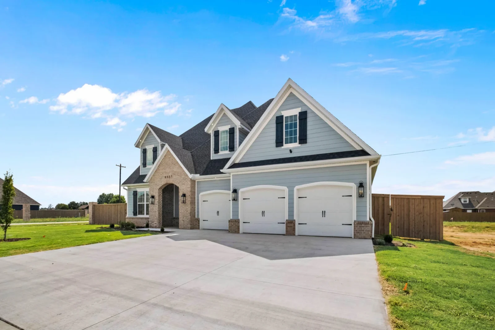 6557 Courtland Ave, Springdale, AR 72762
