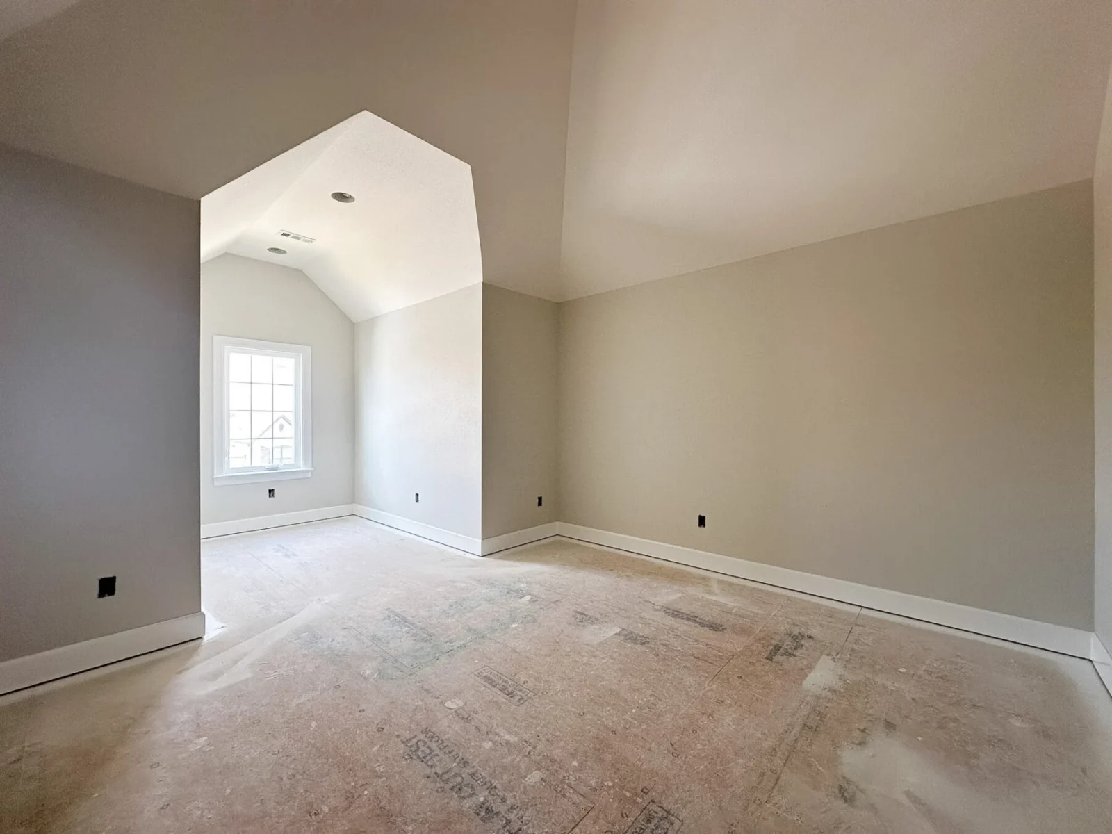 6557 Courtland Ave, Springdale, AR 72762