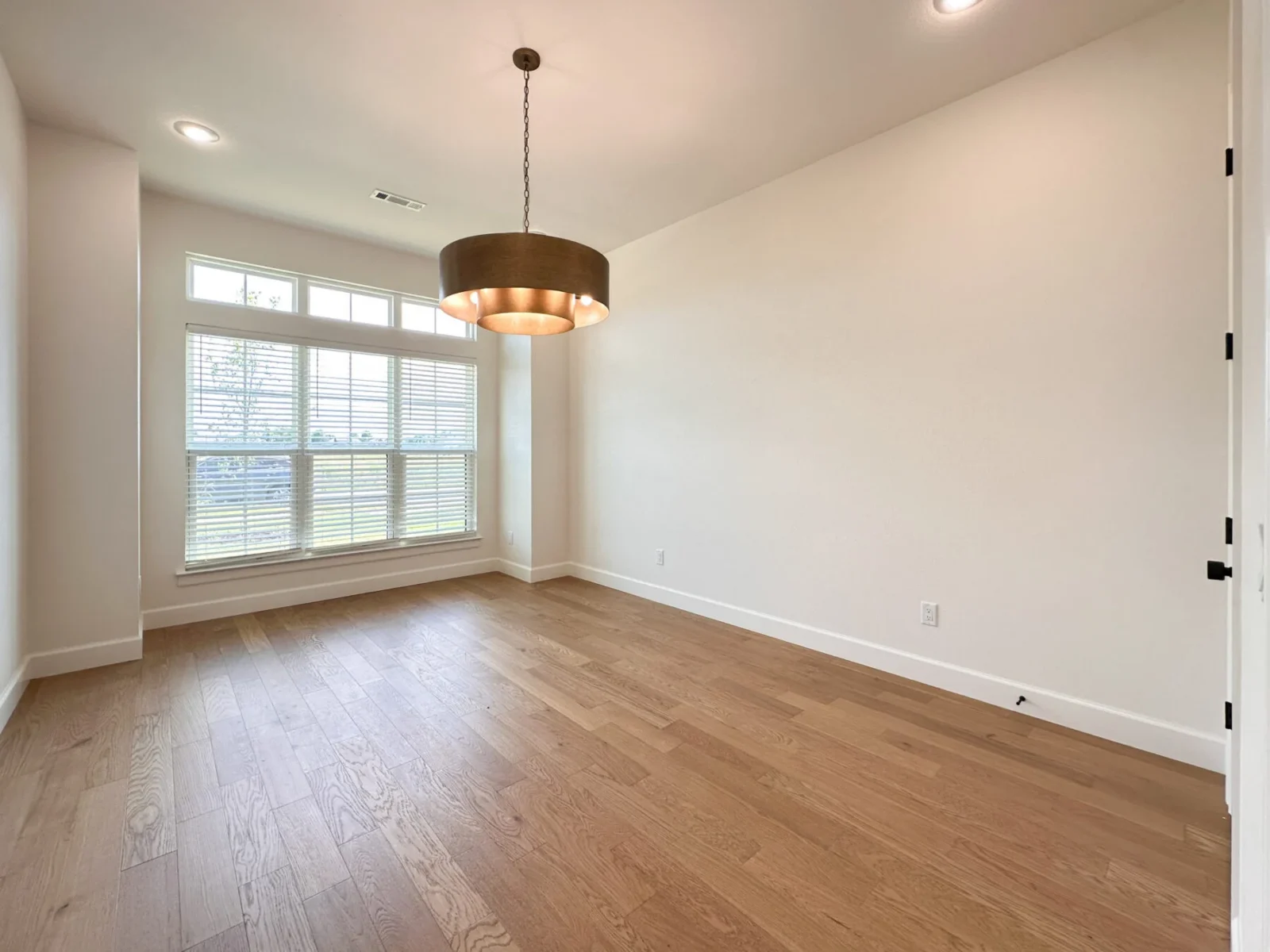 6486 Align Ave, Springdale, AR 72762