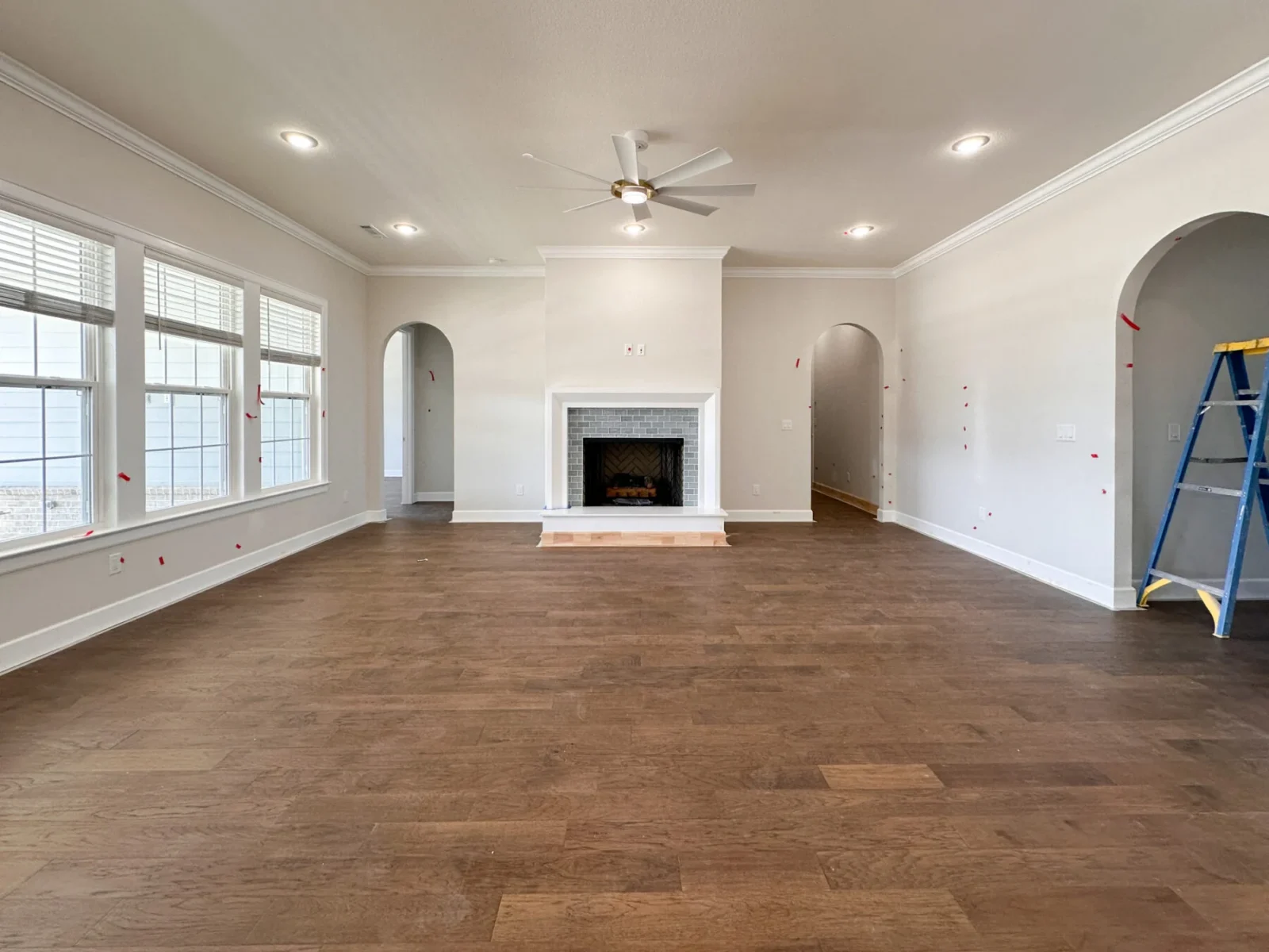 6557 Courtland Ave, Springdale, AR 72762