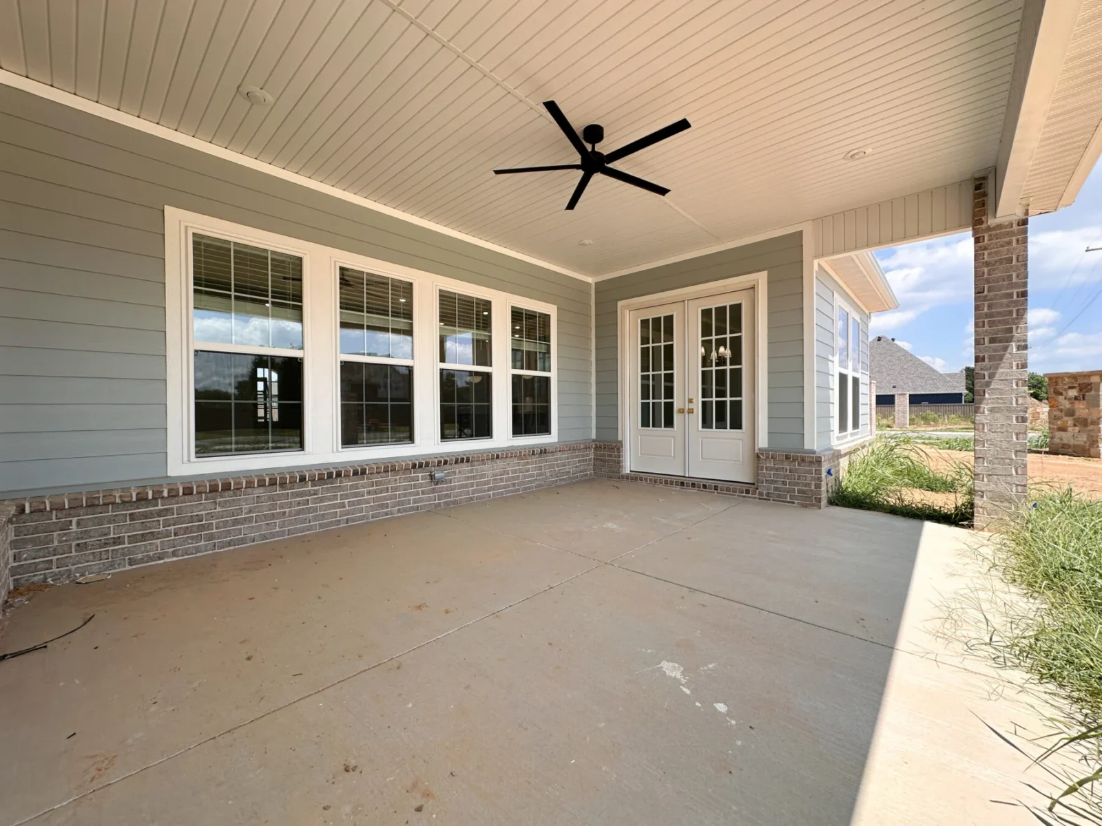 6557 Courtland Ave, Springdale, AR 72762
