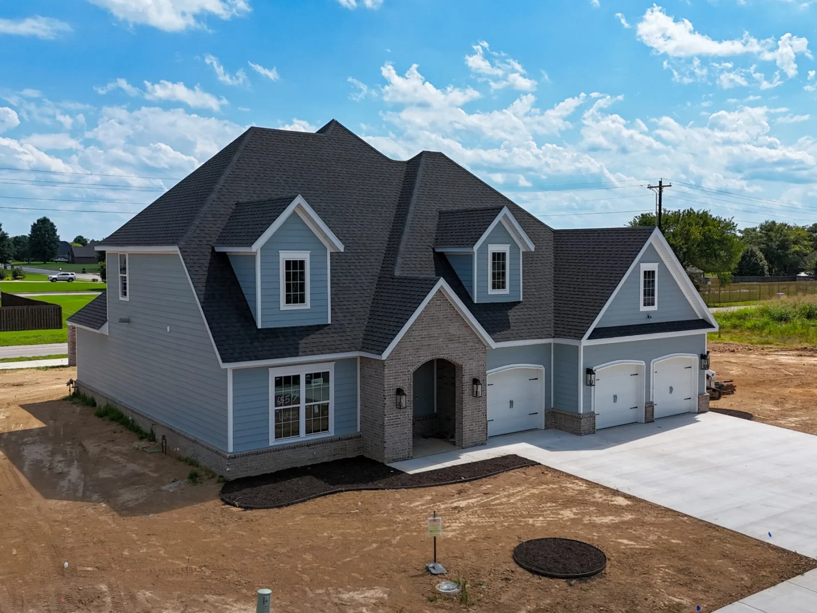 6557 Courtland Ave, Springdale, AR 72762