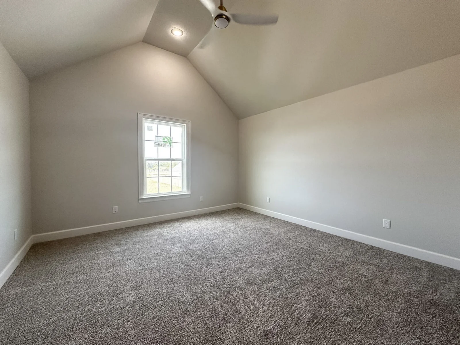 6583 County Ave, Springdale, AR 72762